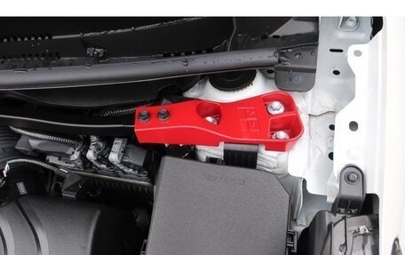 Toyota Yaris, 2022 год, 2 250 007 рублей, 28 фотография