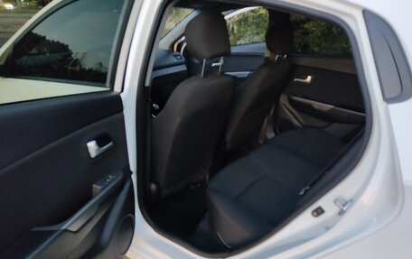 KIA Rio III рестайлинг, 2014 год, 950 000 рублей, 14 фотография
