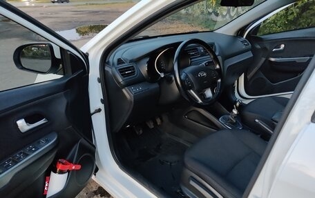 KIA Rio III рестайлинг, 2014 год, 950 000 рублей, 15 фотография