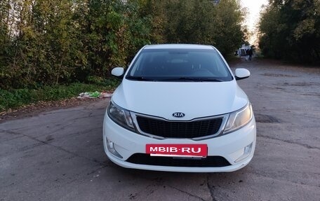 KIA Rio III рестайлинг, 2014 год, 950 000 рублей, 3 фотография