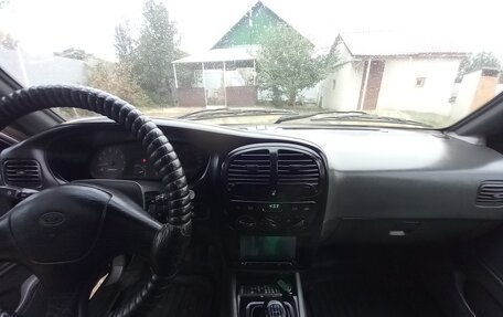 KIA Sportage IV рестайлинг, 2005 год, 250 000 рублей, 4 фотография