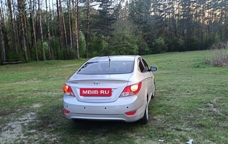 Hyundai Solaris II рестайлинг, 2011 год, 545 000 рублей, 4 фотография