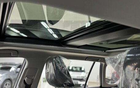 Toyota RAV4, 2025 год, 4 390 000 рублей, 13 фотография