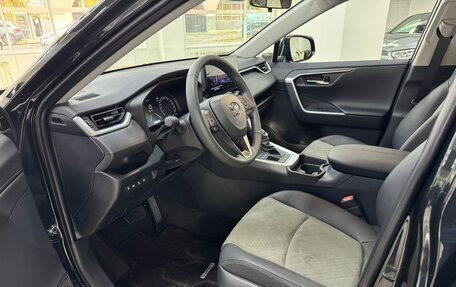 Toyota RAV4, 2025 год, 4 390 000 рублей, 10 фотография