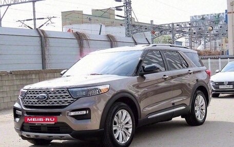 Ford Explorer VI, 2021 год, 2 863 000 рублей, 2 фотография