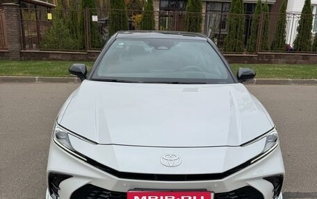 Toyota Camry, 2024 год, 3 800 000 рублей, 1 фотография