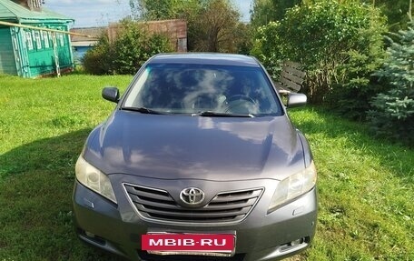 Toyota Camry, 2007 год, 1 050 000 рублей, 2 фотография