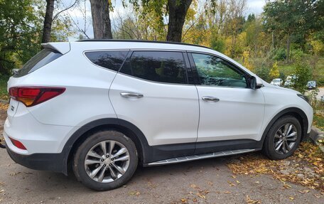 Hyundai Santa Fe III рестайлинг, 2017 год, 1 900 000 рублей, 3 фотография