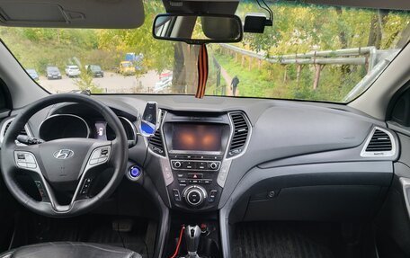 Hyundai Santa Fe III рестайлинг, 2017 год, 1 900 000 рублей, 5 фотография