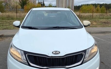 KIA Rio III рестайлинг, 2013 год, 790 000 рублей, 1 фотография