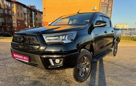 Toyota Hilux VIII, 2022 год, 5 200 000 рублей, 1 фотография