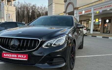 Mercedes-Benz E-Класс, 2015 год, 1 950 000 рублей, 6 фотография