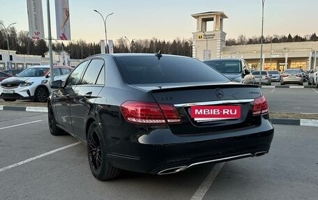 Mercedes-Benz E-Класс, 2015 год, 1 950 000 рублей, 4 фотография