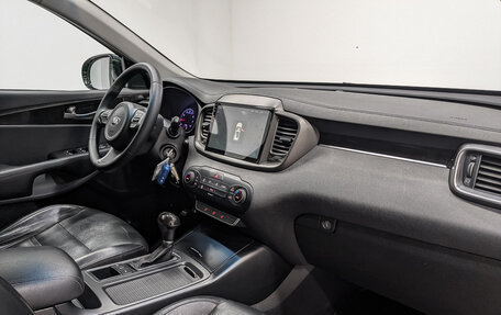 KIA Sorento III Prime рестайлинг, 2017 год, 2 305 000 рублей, 13 фотография