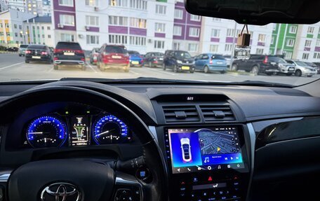 Toyota Camry, 2017 год, 2 450 000 рублей, 7 фотография