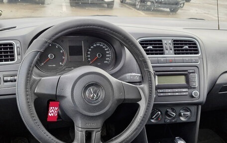 Volkswagen Polo VI (EU Market), 2011 год, 699 000 рублей, 2 фотография
