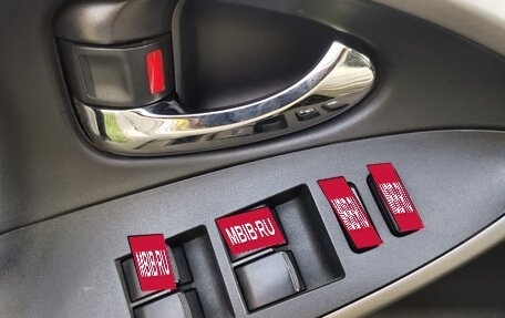 Toyota RAV4, 2007 год, 1 550 000 рублей, 18 фотография