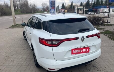 Renault Megane IV, 2018 год, 1 680 000 рублей, 2 фотография
