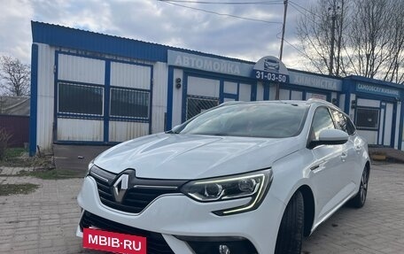 Renault Megane IV, 2018 год, 1 680 000 рублей, 3 фотография