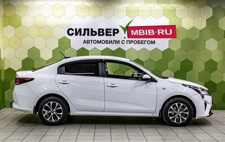 KIA Rio IV, 2022 год, 1 749 000 рублей, 8 фотография