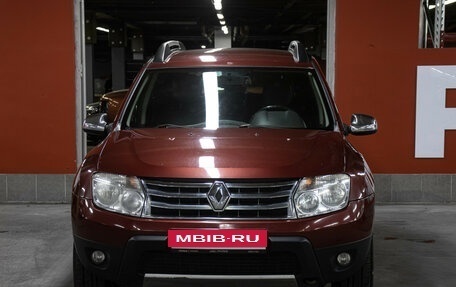 Renault Duster I рестайлинг, 2012 год, 998 000 рублей, 2 фотография
