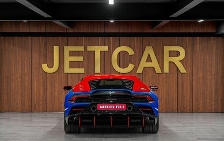 Lamborghini Huracán, 2020 год, 33 500 000 рублей, 5 фотография