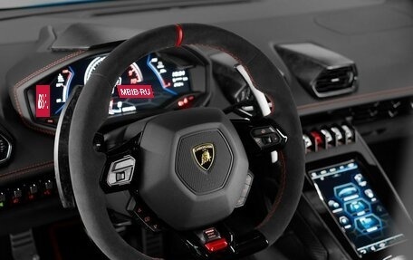 Lamborghini Huracán, 2020 год, 33 500 000 рублей, 16 фотография