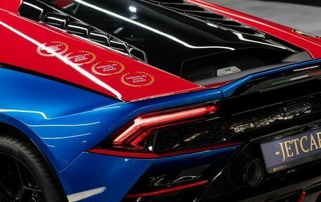 Lamborghini Huracán, 2020 год, 33 500 000 рублей, 31 фотография