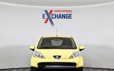 Peugeot 107 I рестайлинг, 2011 год, 369 000 рублей, 1 фотография