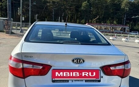 KIA Rio III рестайлинг, 2012 год, 550 000 рублей, 2 фотография