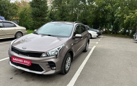 KIA Rio IV, 2021 год, 1 650 000 рублей, 2 фотография