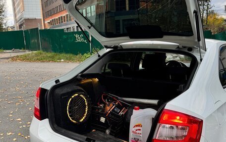 Skoda Rapid I, 2015 год, 780 000 рублей, 8 фотография