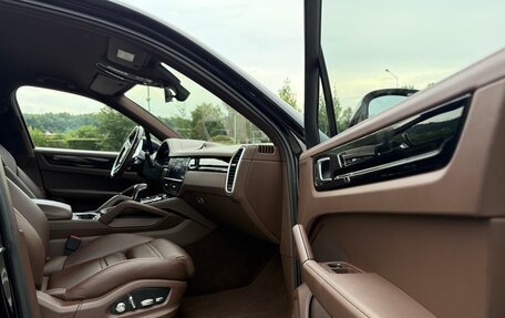 Porsche Cayenne III, 2019 год, 6 990 000 рублей, 15 фотография