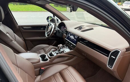 Porsche Cayenne III, 2019 год, 6 990 000 рублей, 16 фотография