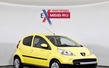 Peugeot 107 I рестайлинг, 2011 год, 369 000 рублей, 2 фотография