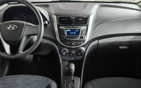 Hyundai Solaris II рестайлинг, 2016 год, 939 000 рублей, 11 фотография