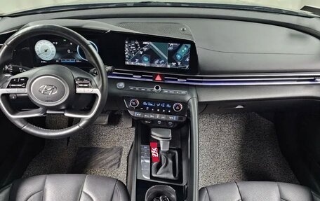 Hyundai Avante, 2022 год, 1 900 000 рублей, 6 фотография
