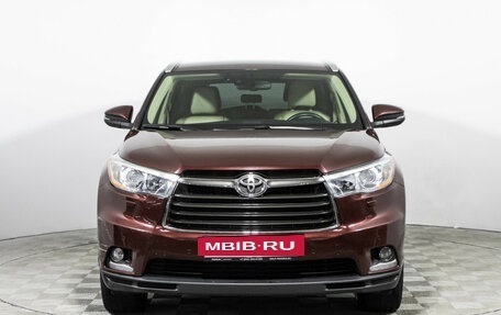 Toyota Highlander III, 2014 год, 3 199 700 рублей, 2 фотография