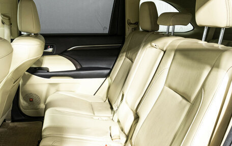 Toyota Highlander III, 2014 год, 3 199 700 рублей, 10 фотография