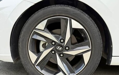 Hyundai Elantra, 2022 год, 1 830 008 рублей, 11 фотография