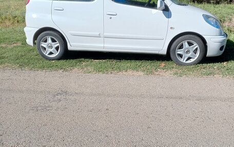 Toyota FunCargo, 2004 год, 620 000 рублей, 6 фотография