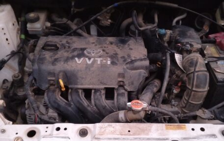 Toyota FunCargo, 2004 год, 620 000 рублей, 13 фотография