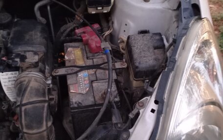 Toyota FunCargo, 2004 год, 620 000 рублей, 16 фотография