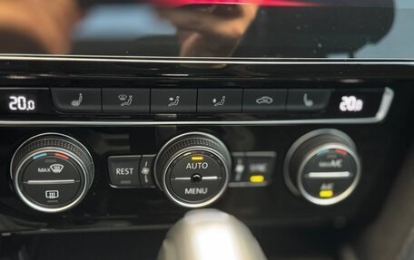 Volkswagen Passat B8 рестайлинг, 2019 год, 3 299 000 рублей, 19 фотография