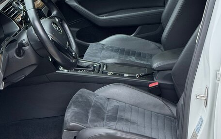 Volkswagen Passat B8 рестайлинг, 2018 год, 1 750 000 рублей, 4 фотография