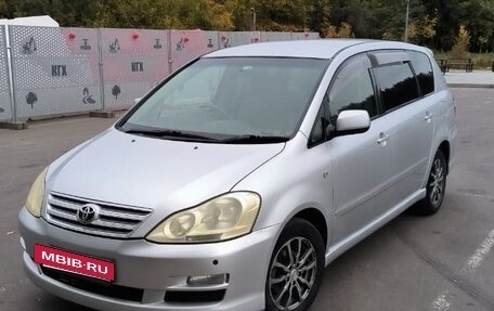 Toyota Ipsum II, 2003 год, 999 000 рублей, 2 фотография