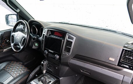 Mitsubishi Pajero IV, 2020 год, 4 290 000 рублей, 11 фотография