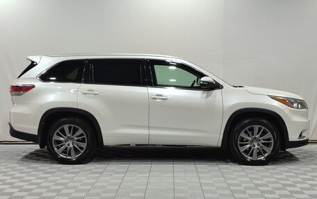 Toyota Highlander III, 2015 год, 2 700 000 рублей, 4 фотография