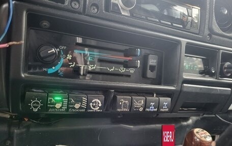Toyota Land Cruiser 70, 2006 год, 4 000 000 рублей, 9 фотография