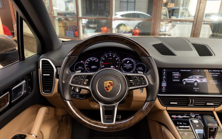 Porsche Cayenne III, 2018 год, 7 700 000 рублей, 4 фотография